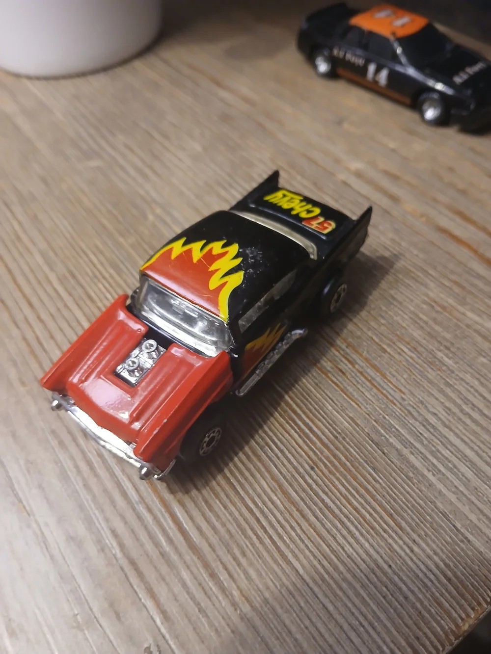 1983 Matchbox MB-4 1957 Chevy Bel Air Hardtop Black w/Red/Yellow Flames 1:64 NM